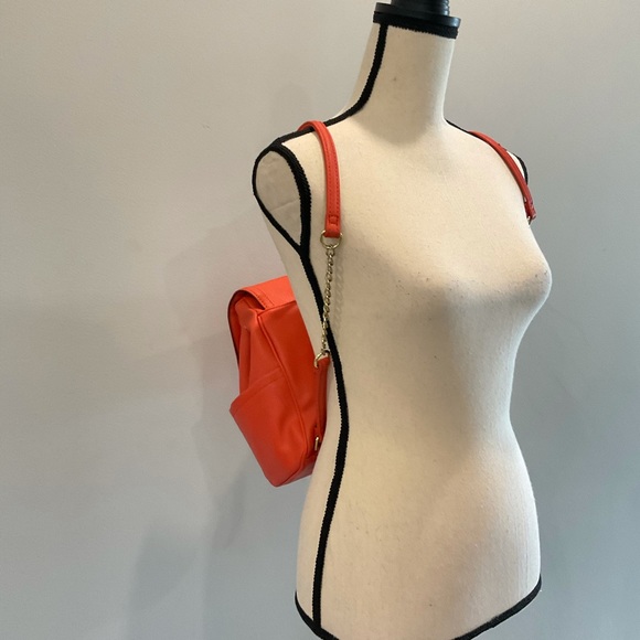 Juicy Couture Salmon & Gold Backpack Purse - Picture 8 of 11